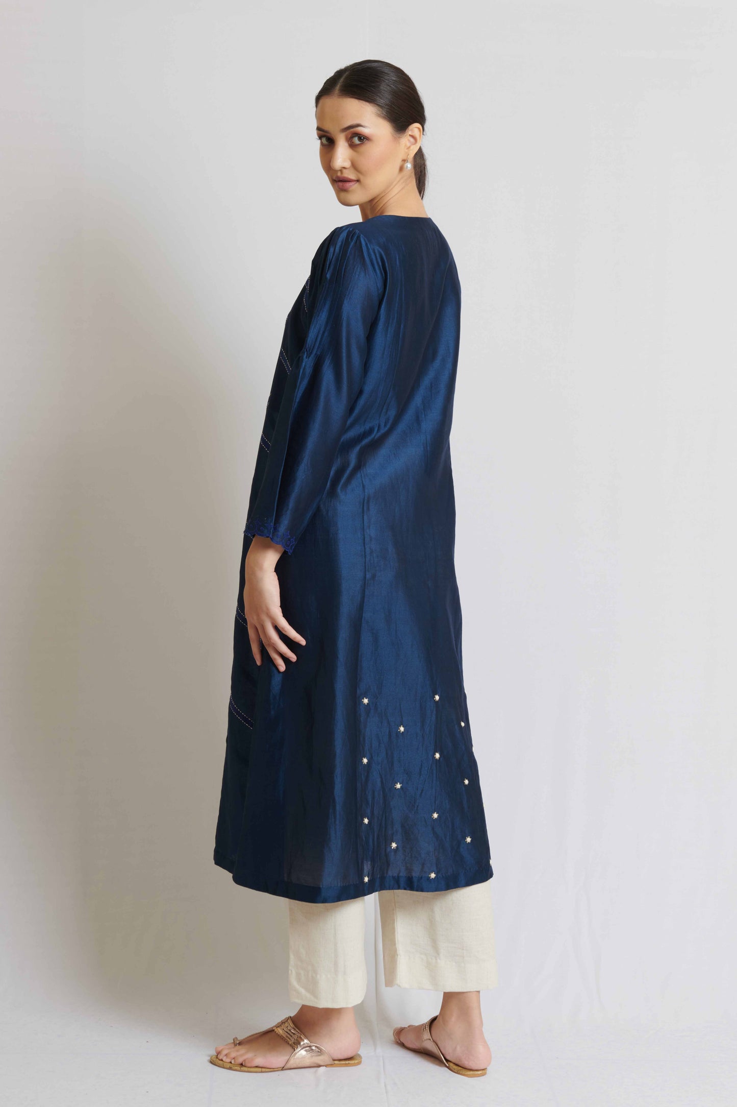 Neerja Indigo Set