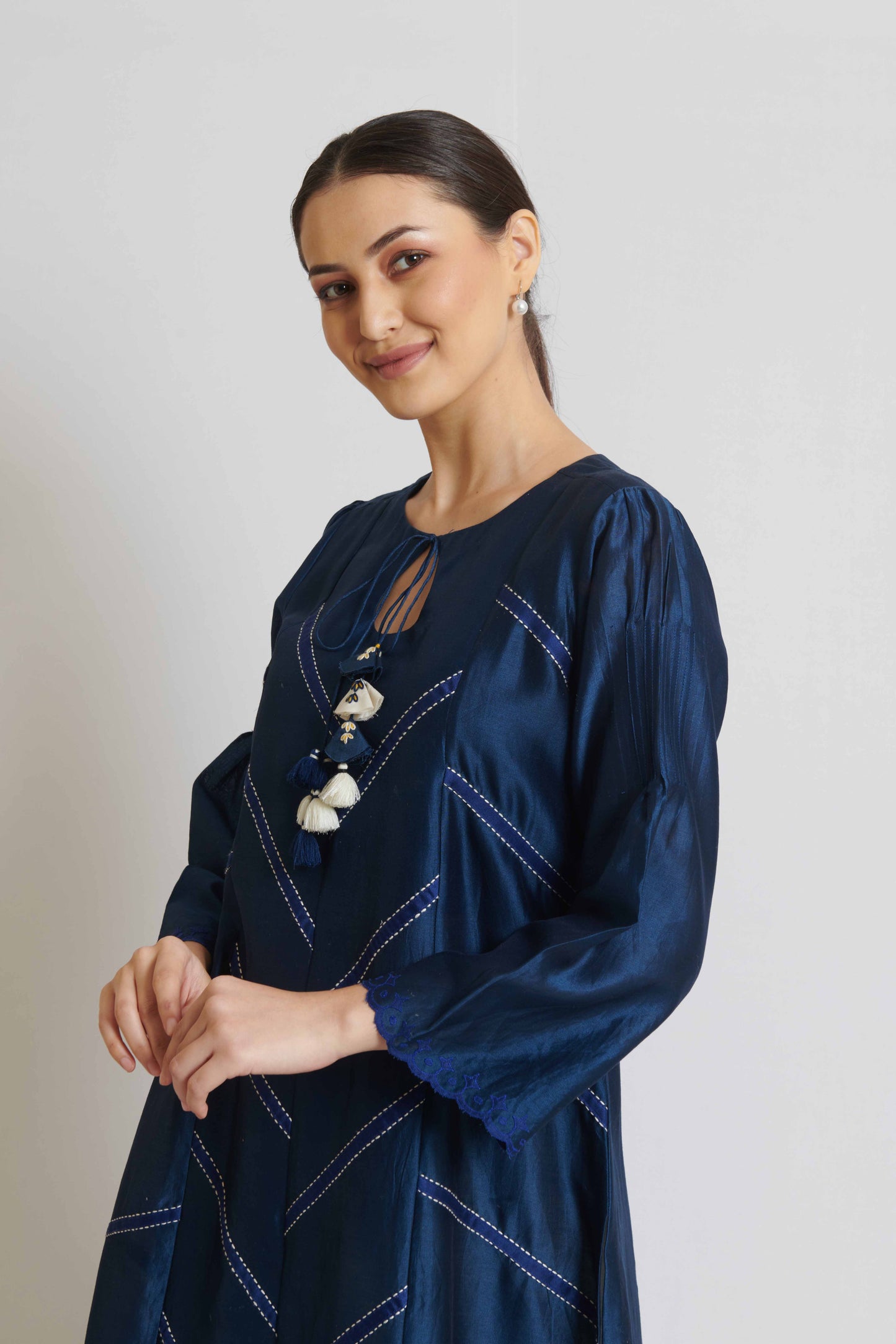 Neerja Indigo Set
