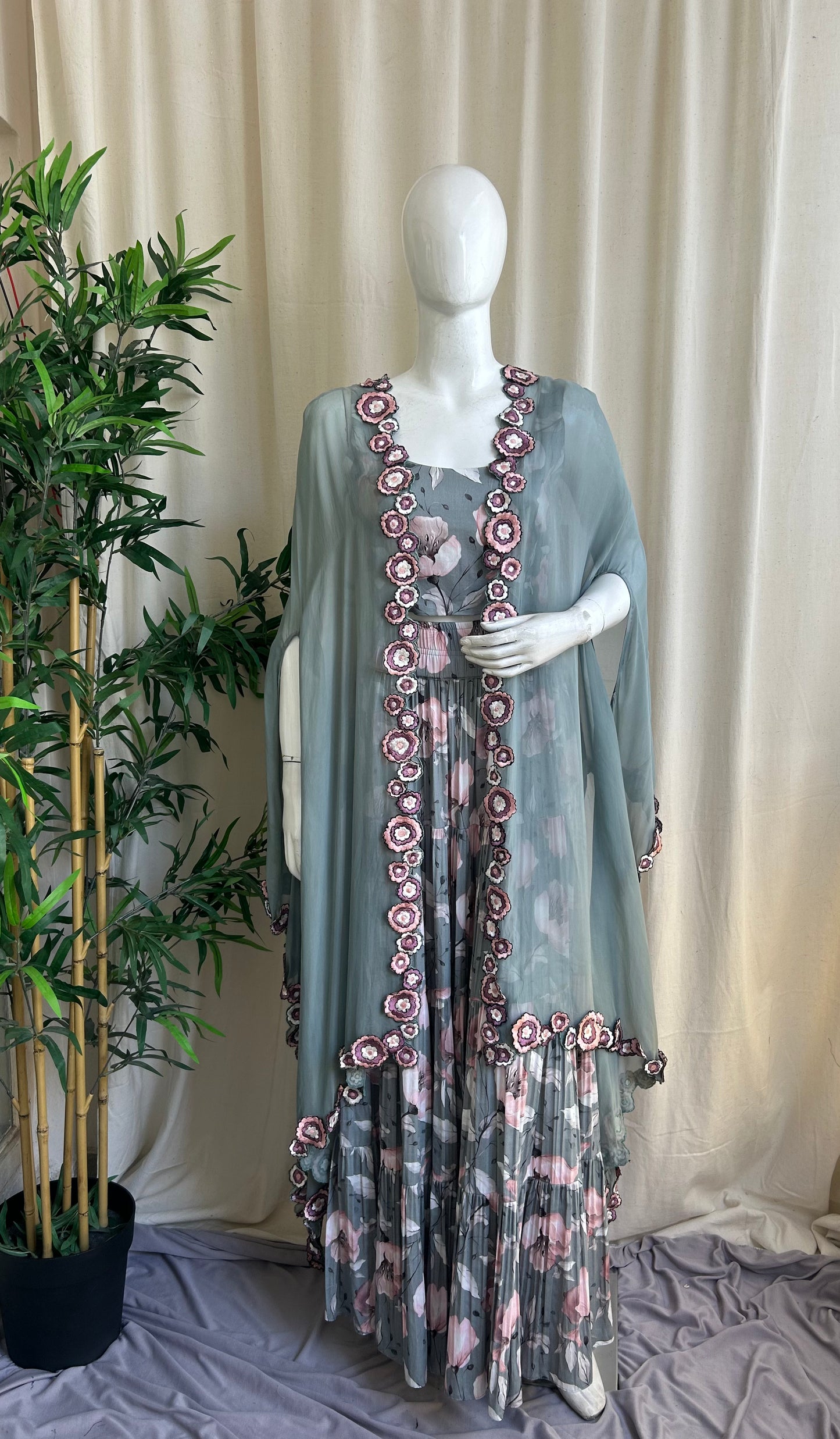 Grey Floral Printed Cape Set