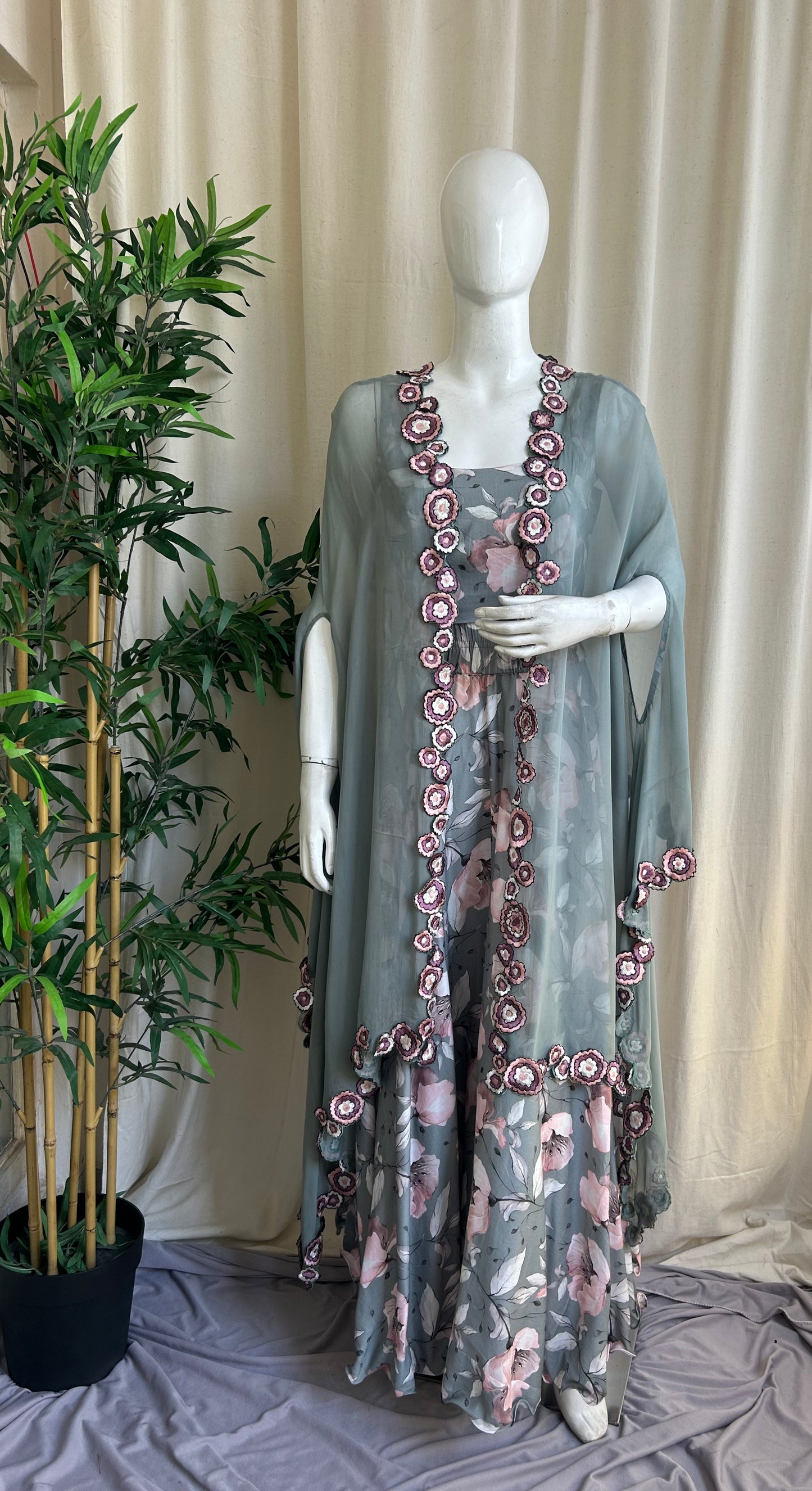 Grey Bloom Printed Cape Set