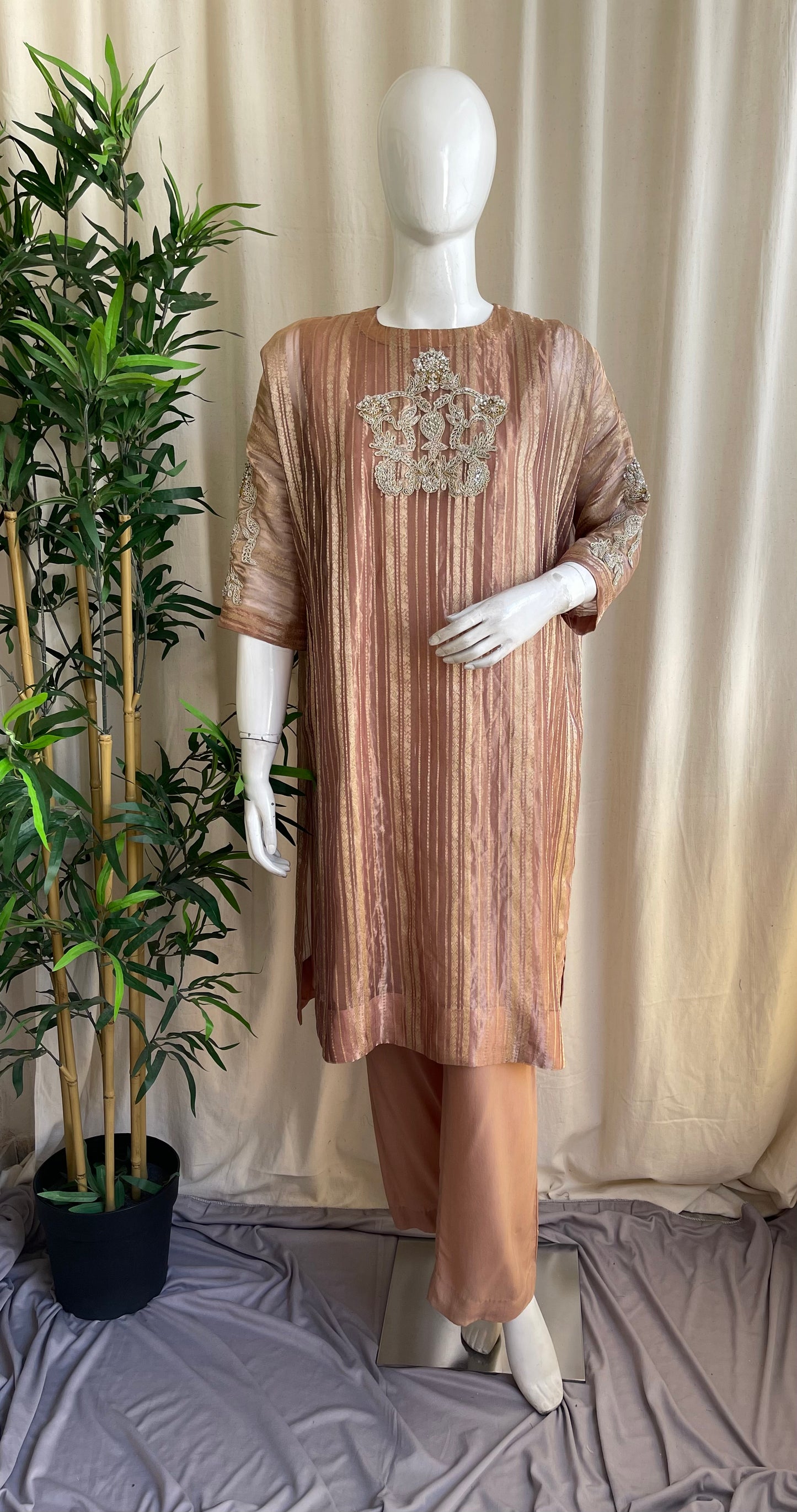 Sunehri Dhoop Kaftan Set
