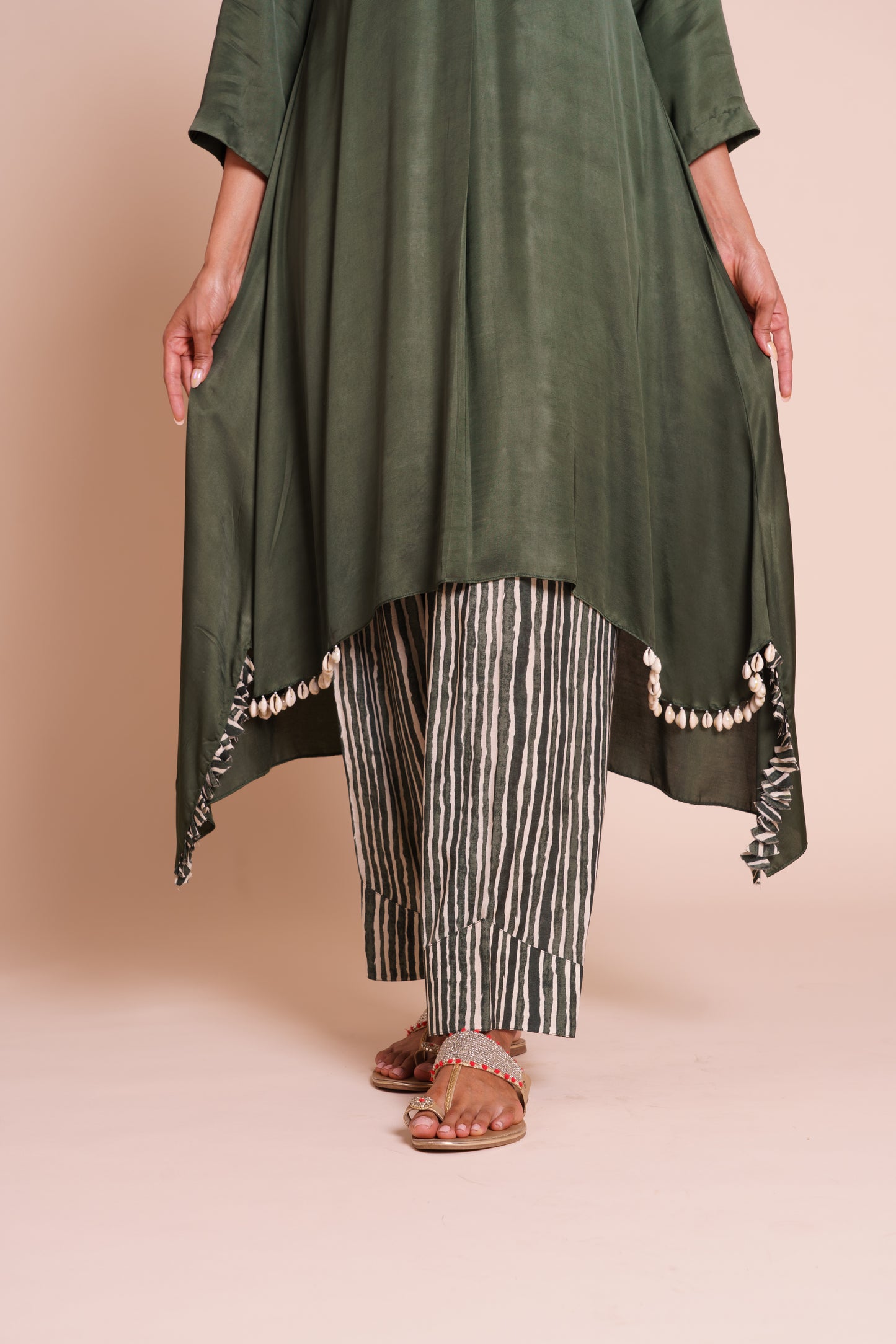 Kavya Bottle Green Kurta Set