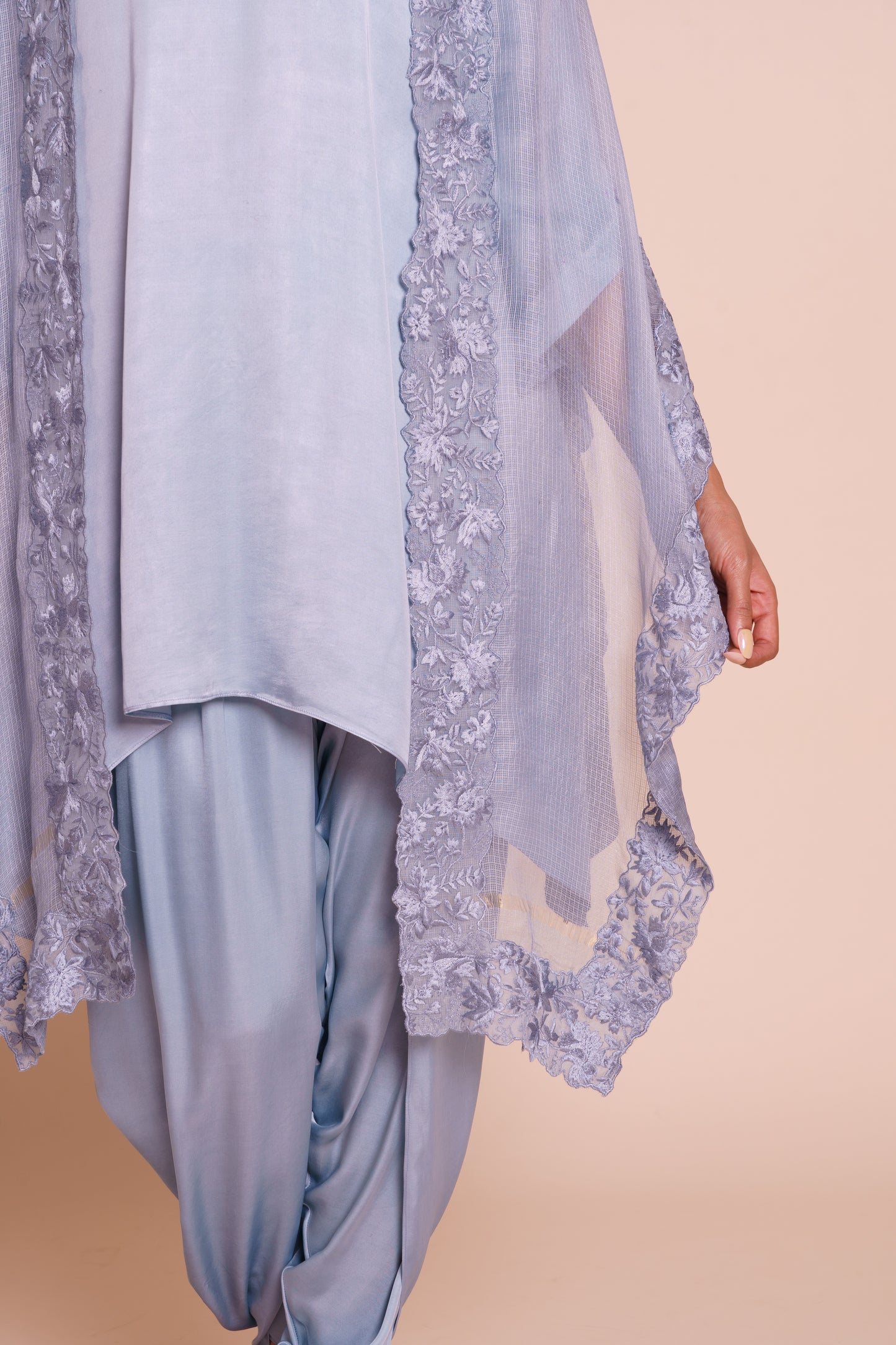 Ziya Grey Cape Set