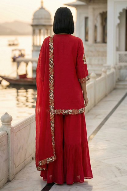 Yashasvi Sharara Set