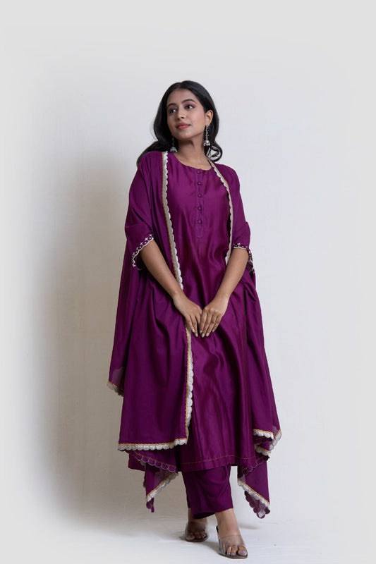 Wine chanderi cape set