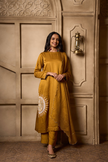 Tejasi Kurta Set