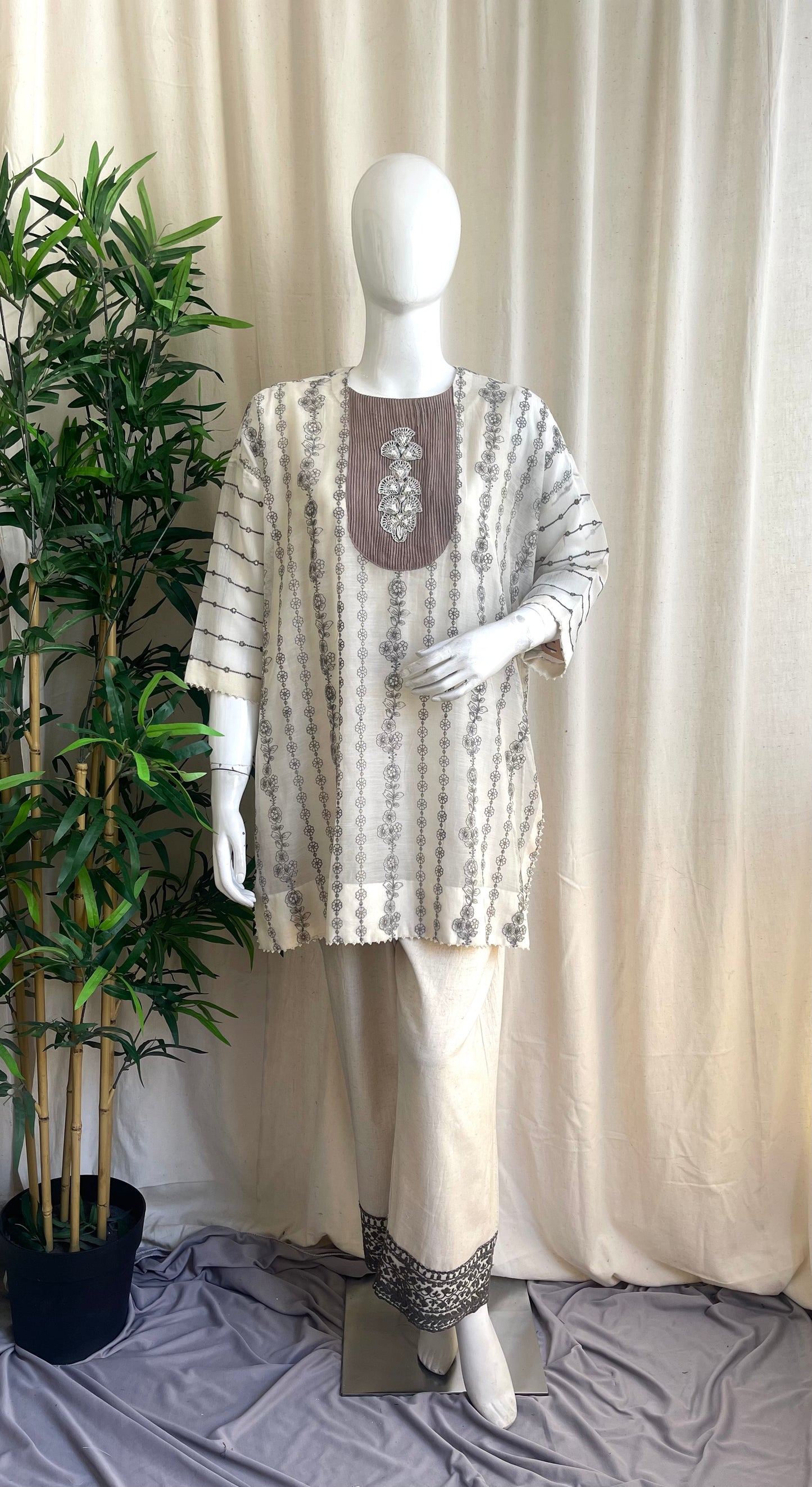 Sadaf Gul Kaftan Set