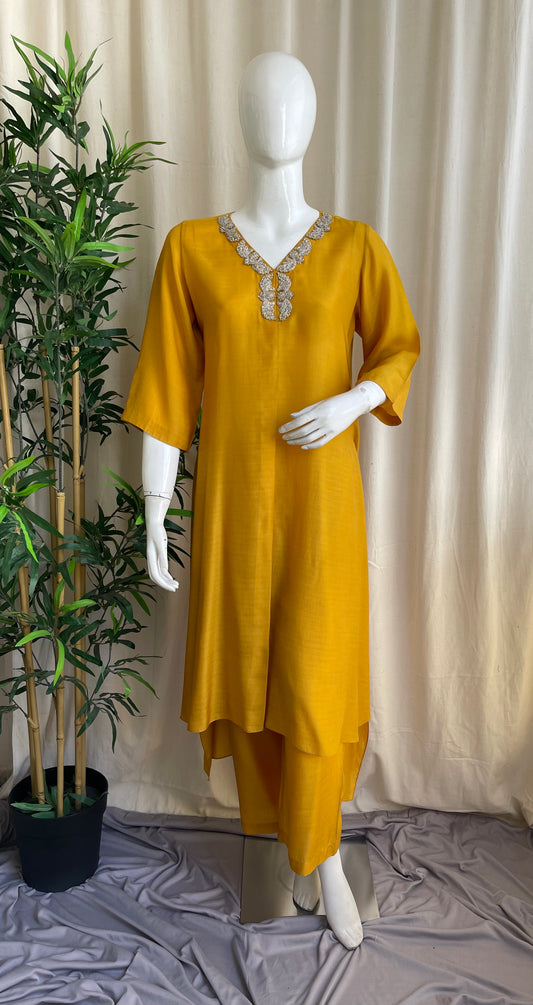 Gulbahar Kurta Set