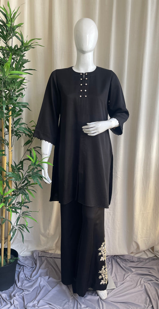 Kala Gul Kurta Set