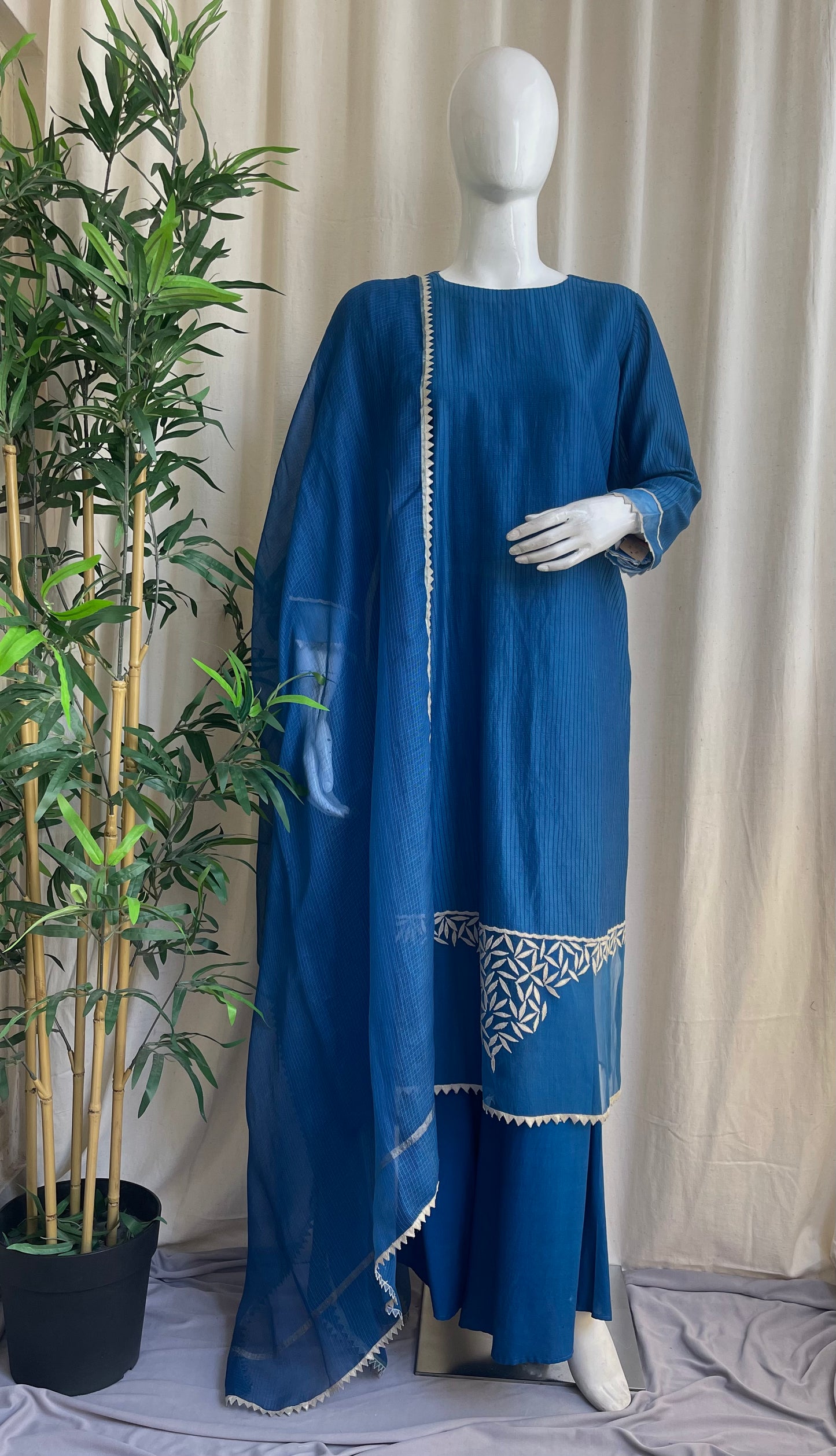 Dheer Meghdoot Kurta Set
