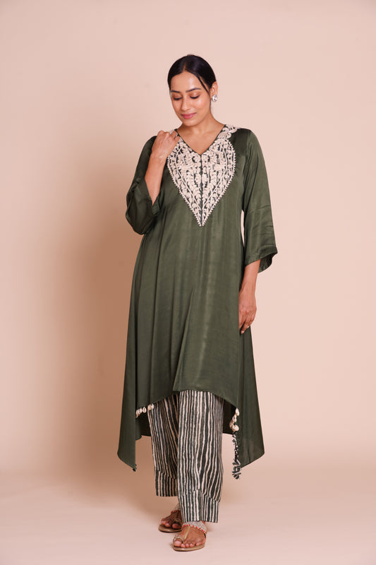 Kavya Bottle Green Kurta Set