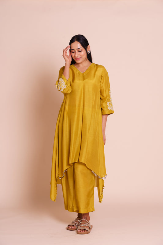 Kaira Green Muslin Kurta Set