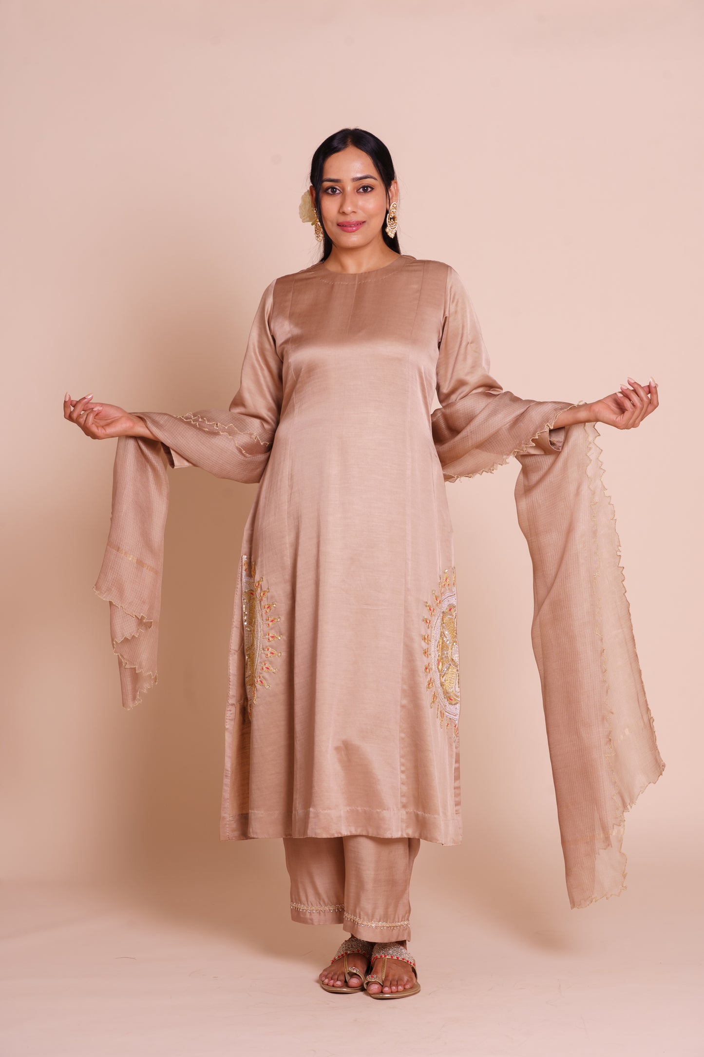 Ruhani Beige Kurta Set