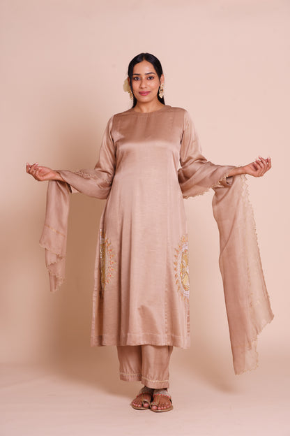Ruhani Beige Kurta Set