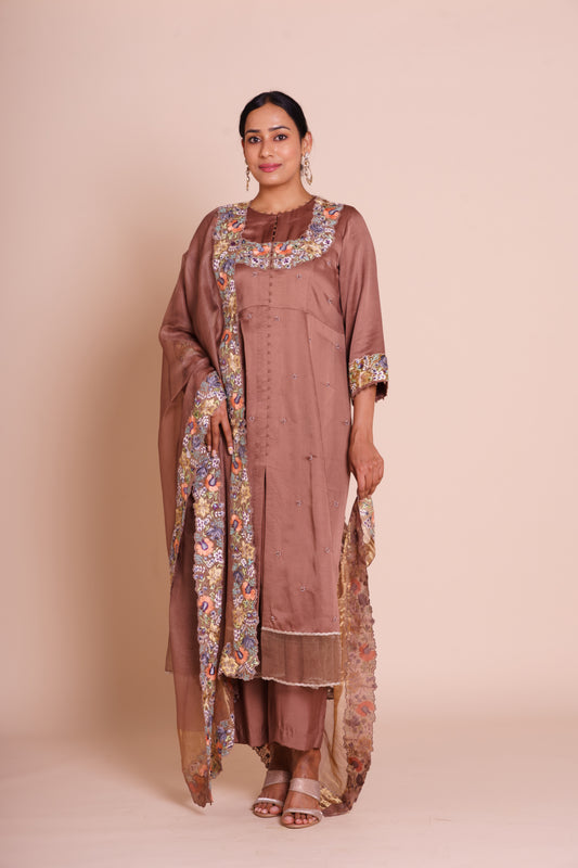 Avani Cocoa Kurta Set