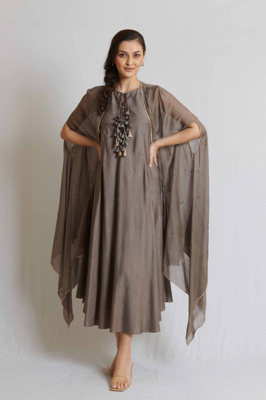 Grey Kalidar with Cape