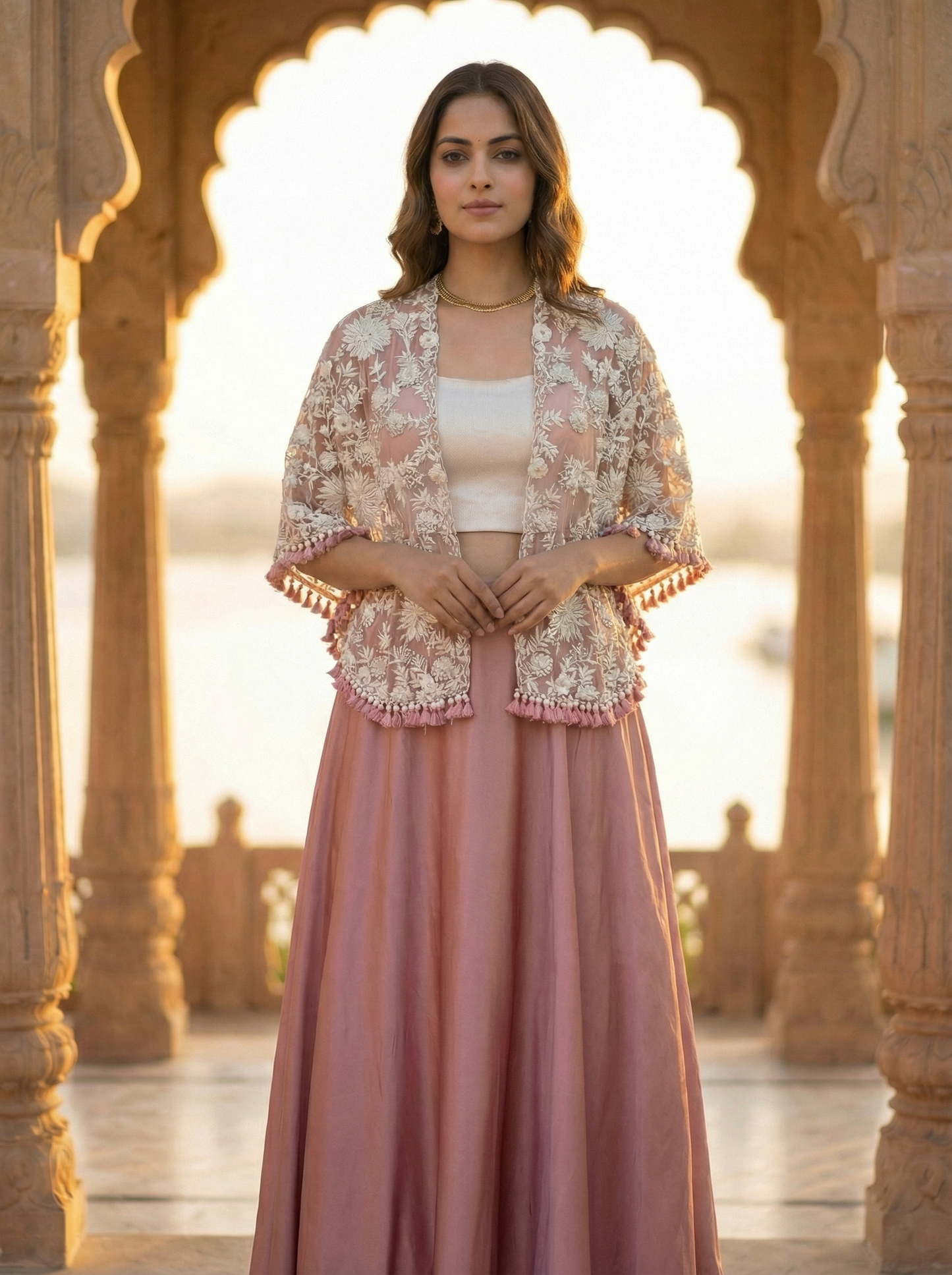 Gul Aabha Cape Set