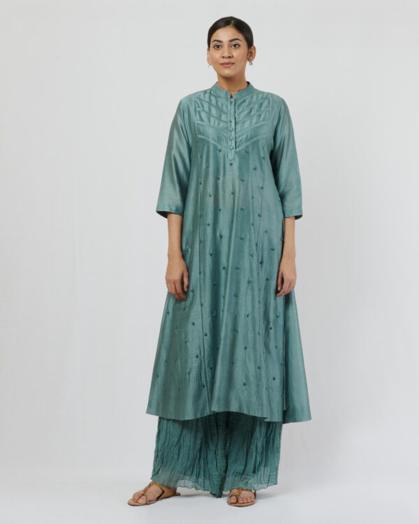 Kurta with thread hand embroidered french knot butis with kota crush pants