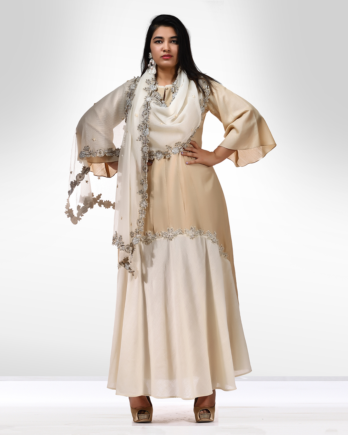Ivory kota cape with hand embroidery border