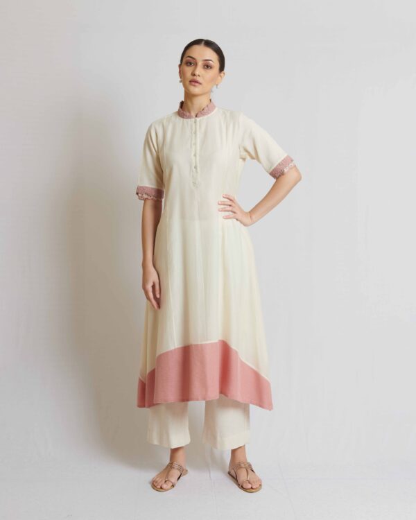 Ivory kora chanderi kurta with pink panel and pink embroidered collar and cuffs
